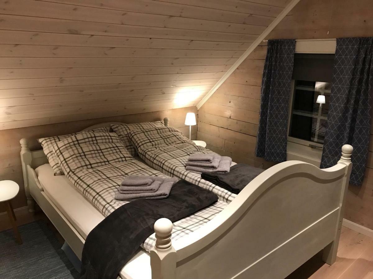 Kvaloya Lodge Futrikelv Luaran gambar